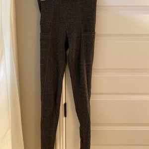 Grey cheetah leggings